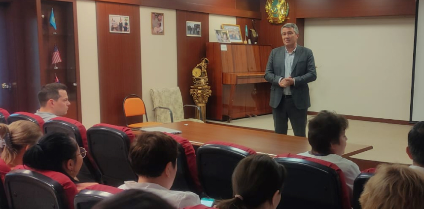 «Исток Аудио Казахстан» организовал обучающий семинар в Национальном центре детской реабилитации
